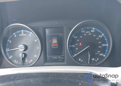 2017 Toyota Rav4 Xle from USA, damaged, VIN 2T3RFREV4HW625541